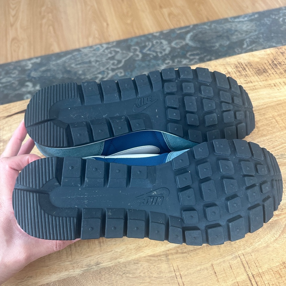 Nike Men's Teal & Navy Low-Profile Trainer Sneakers - Picture 7 of 7